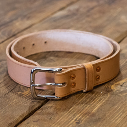 vegetable tanned leather belt with riveted nickel buckle